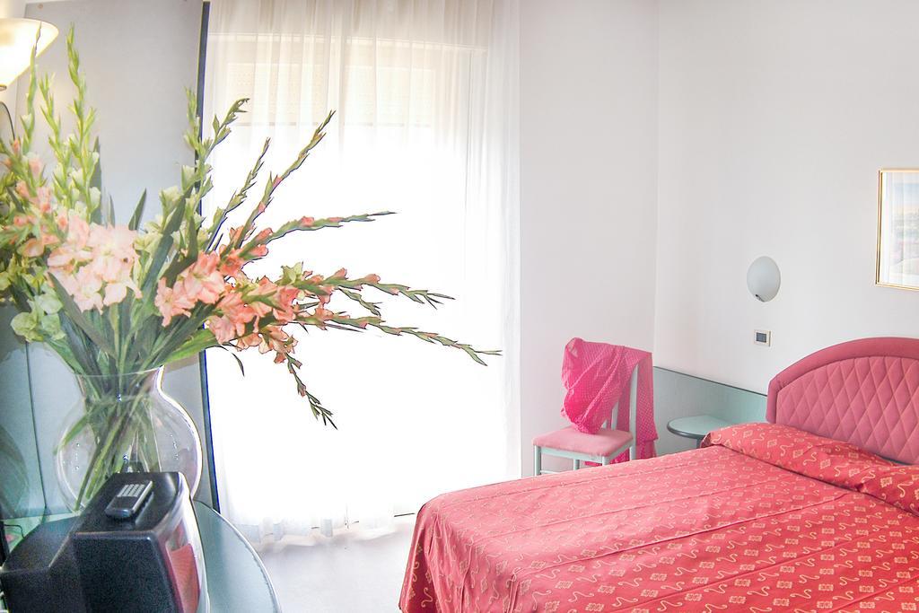 Gaia Hotel 3*